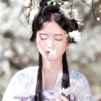 玉山清带伞女生头像，唯美古风真人头像