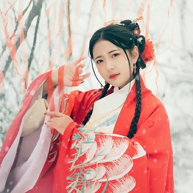 冷艳红衣白雪女生头像，唯美古风真人头像