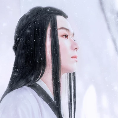 雪景翩翩公子带折扇头像,唯美古风真人头像