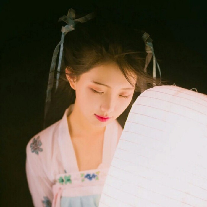 花容月貌古风女子头像，秀雅中国风qq头像
